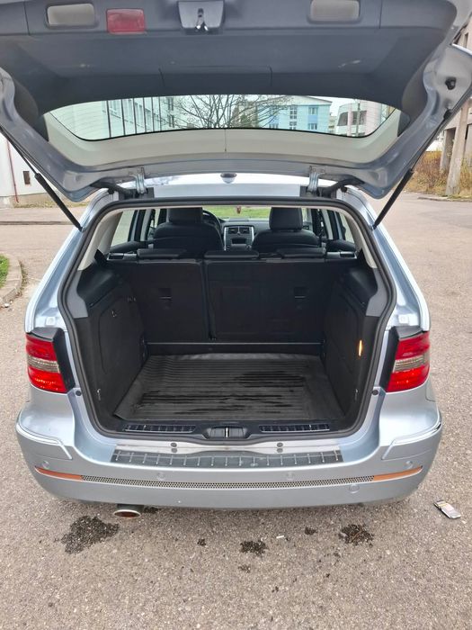 Mercedes B180 CDI automată