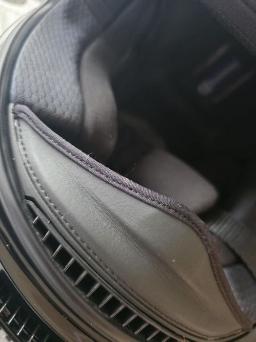 Продавам каска Shark Spartan Kobrak