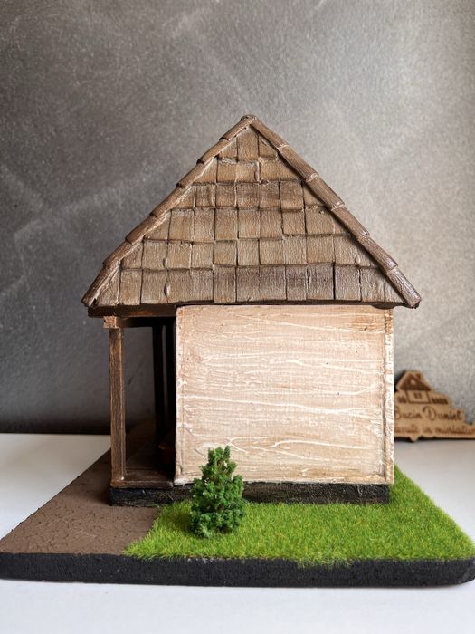 Cadou personalizat, casa in miniatura , casa batraneasca