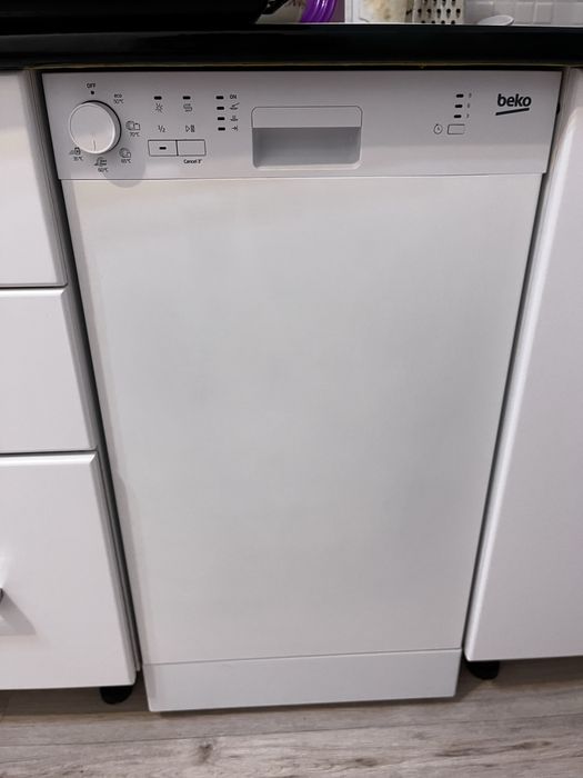 Продам посудомоечную машину beko в идеальном состоянии