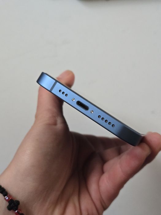 Vand iPhone 13 Blue