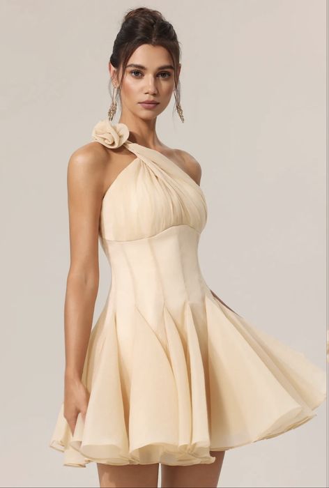 Къса Рокля *Нова*