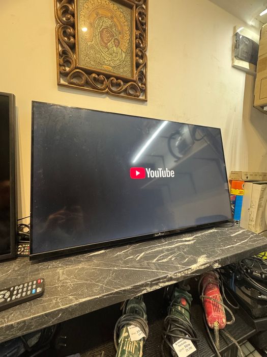 40” Smart TV Smarttech