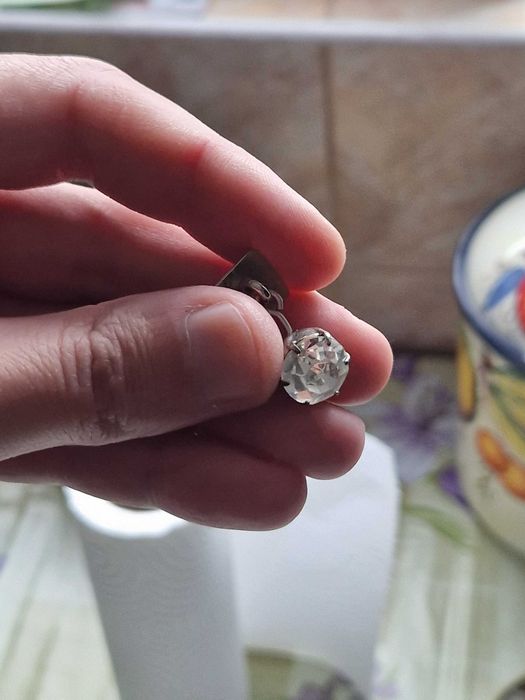 Butoni eleganți pentru cămașă – damă