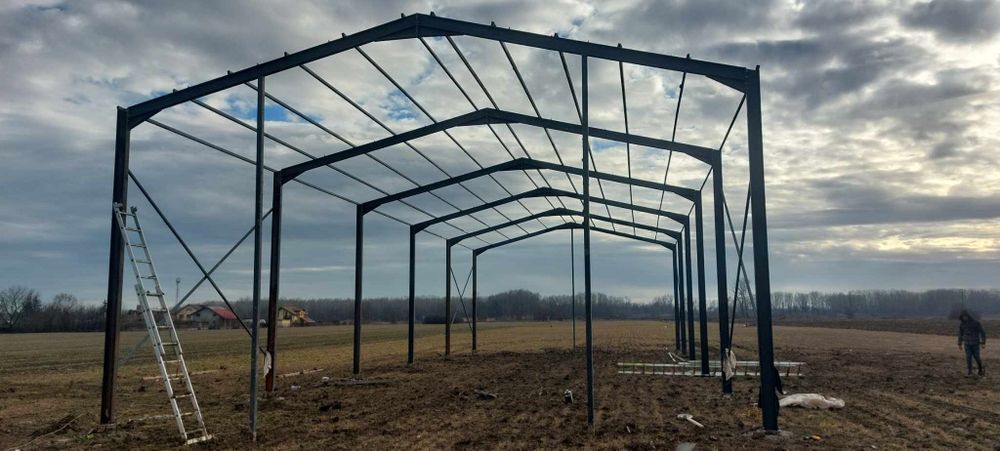 Confecționez hale metalice la comanda clientului