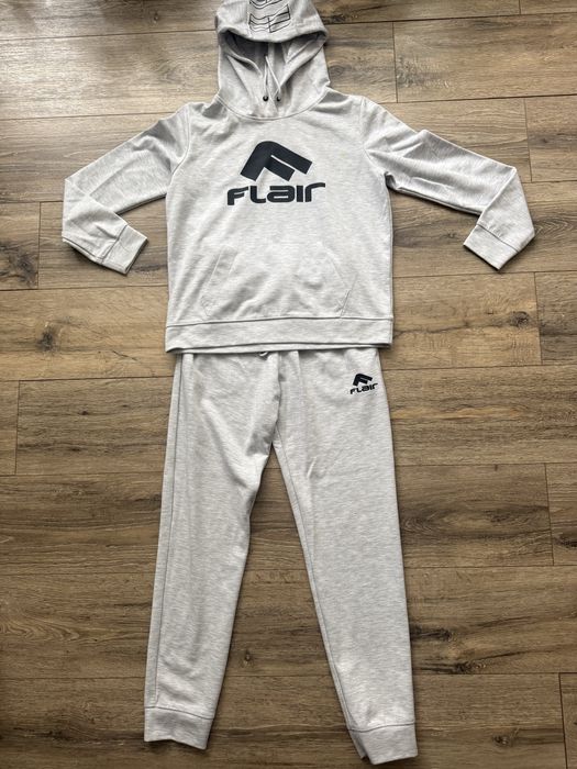 Дамски екип flair