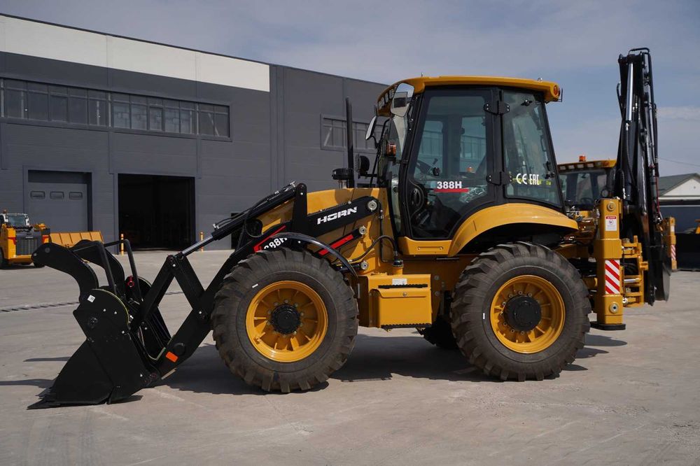 Экскаватор-погрузчик HORN 388H