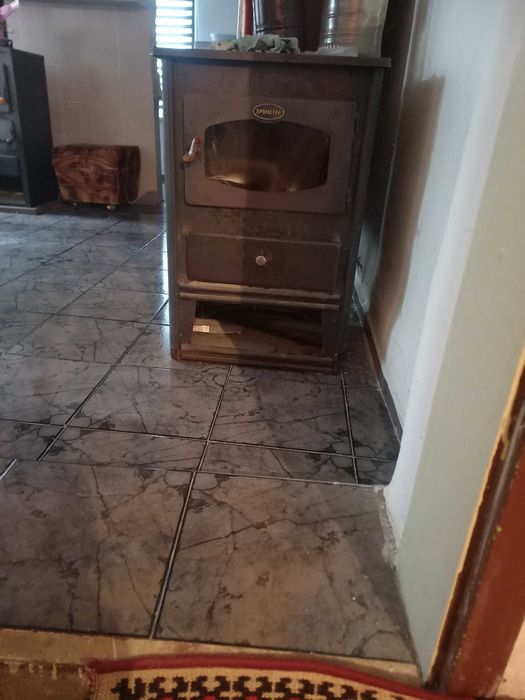 Продавам печка камина