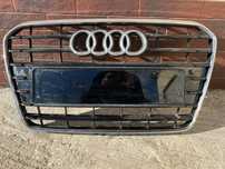 8t0.853.651.G grila din față audi a5