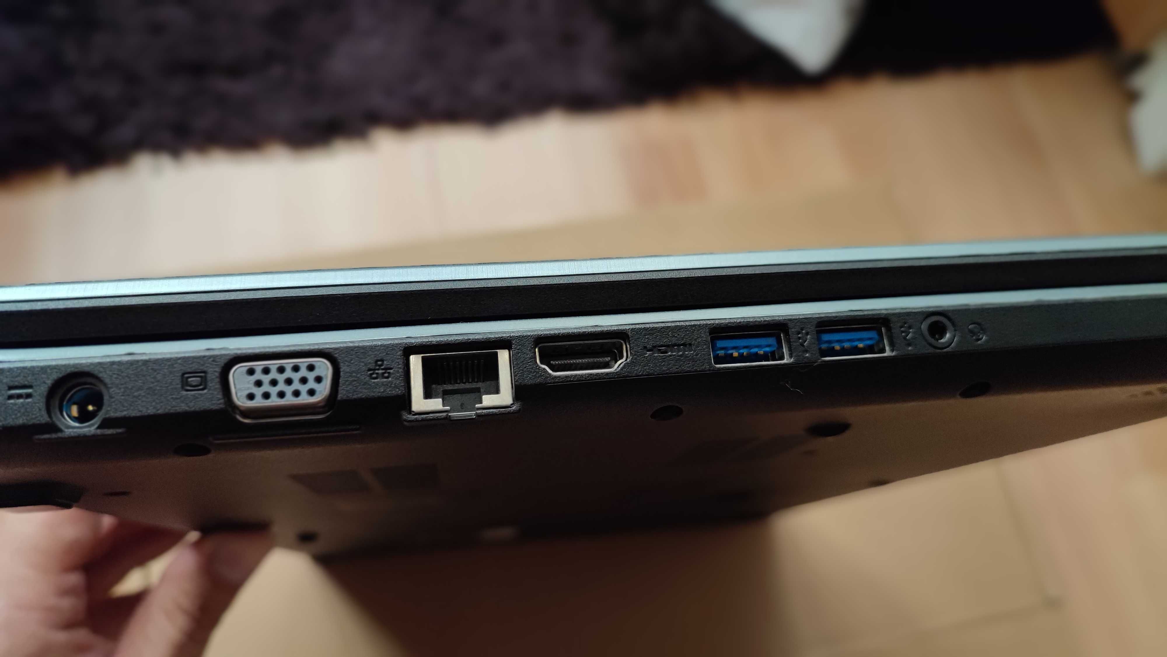 Laptop de business Acer Aspire E5-771G – diagonala 17,3 inch