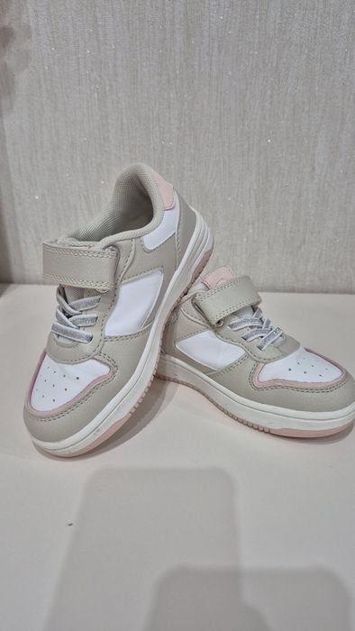 Vand adidasi marime 27