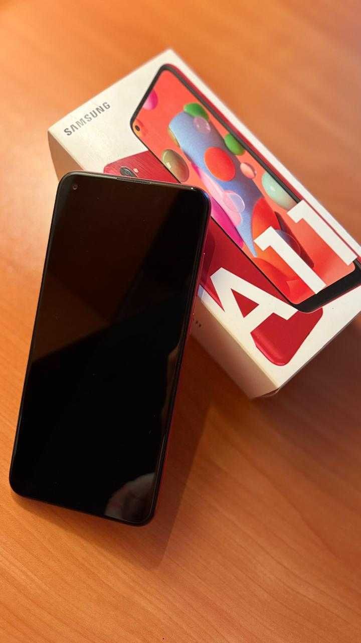 Продается телефон Samsung A11