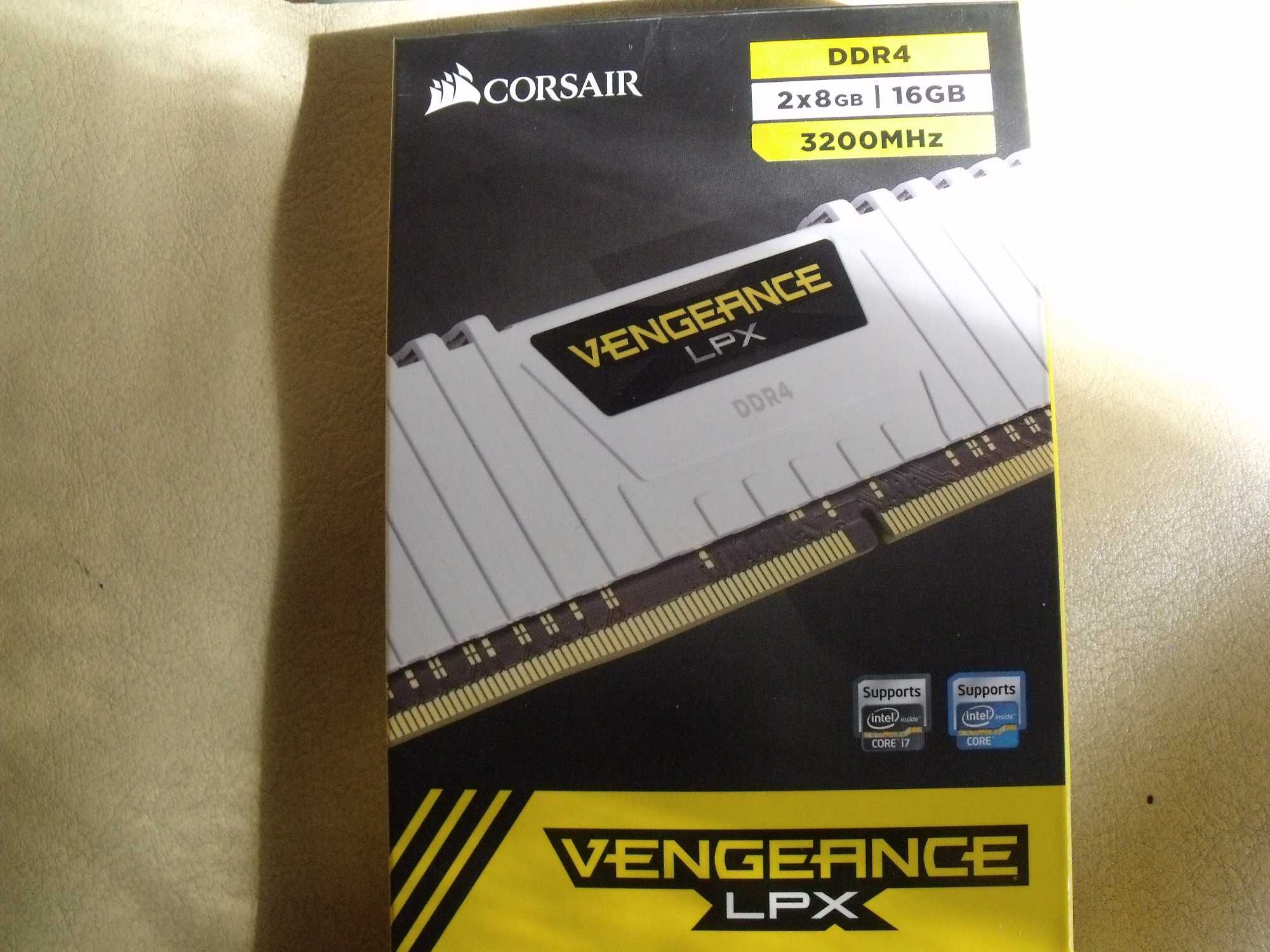Corsair Vengeance LPX White 16GB(2x8GB) DDR4 3200MHz