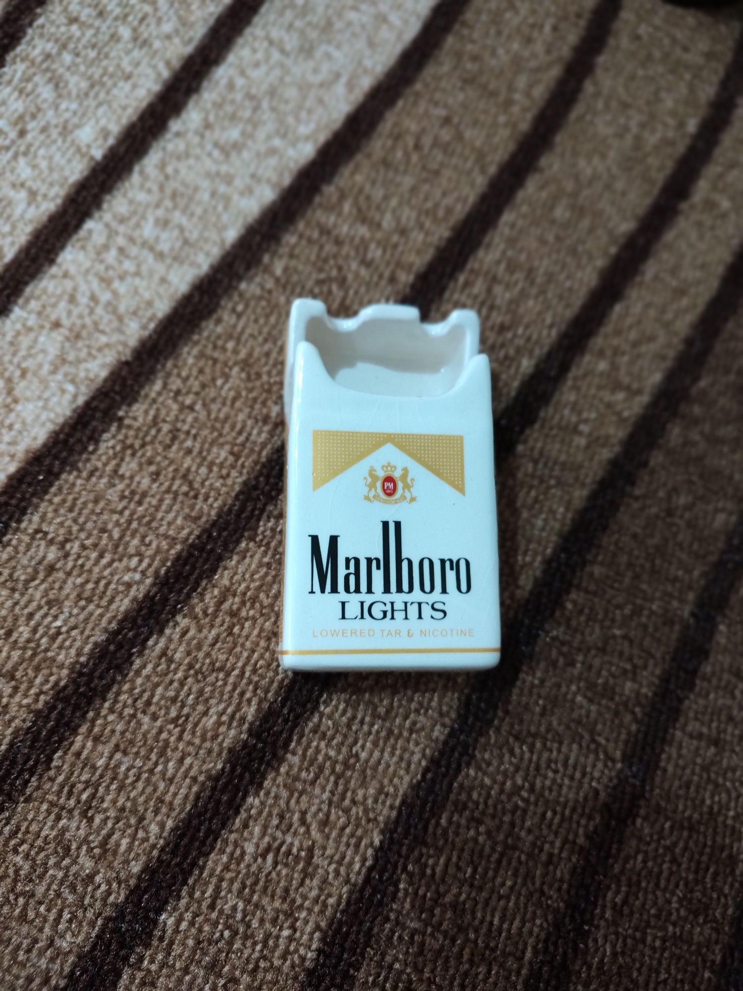 Пепелник Marlboro