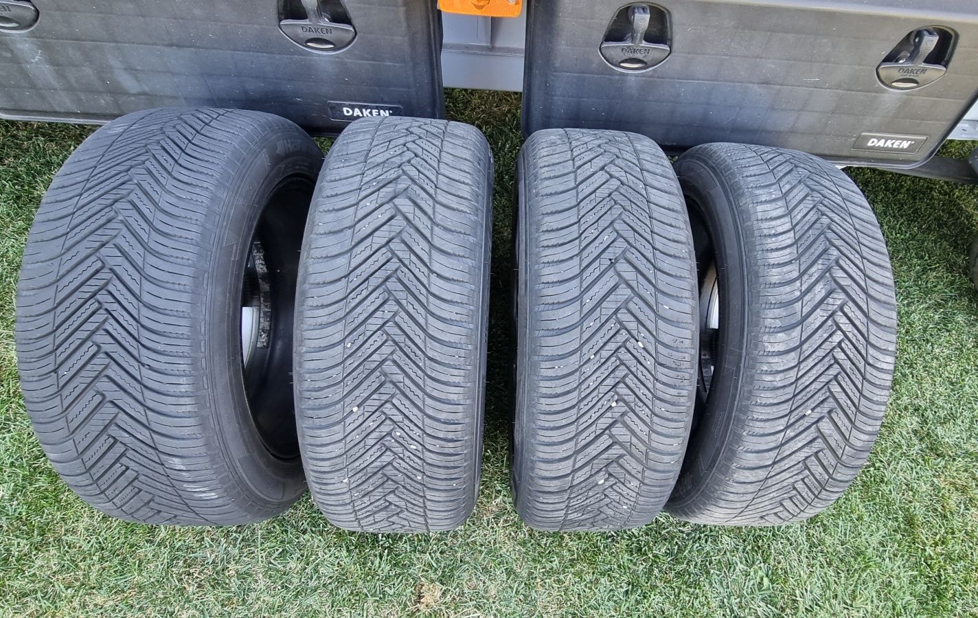 Джанти DEZENT 16" 5х112 с гуми HANKOOK
