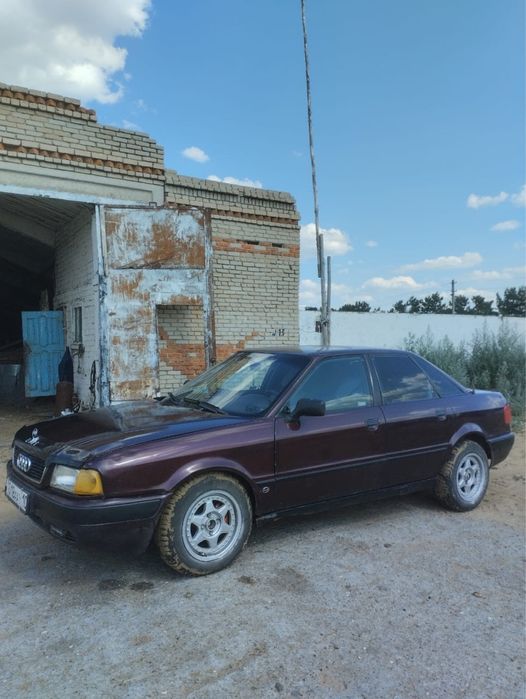 Продам машину Audi B4