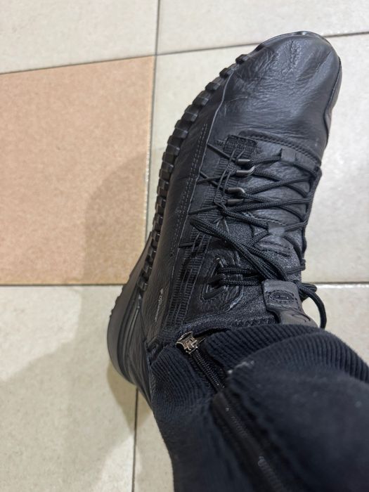 Спортни обувки 43