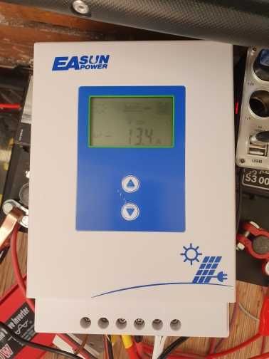 Controler încărcare solară Easun iCharger MPPT-2430, 12/24V, 30A (NOU)