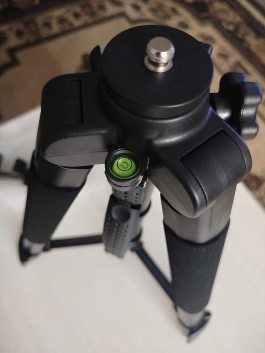 Trepied/tripod victiv nt70