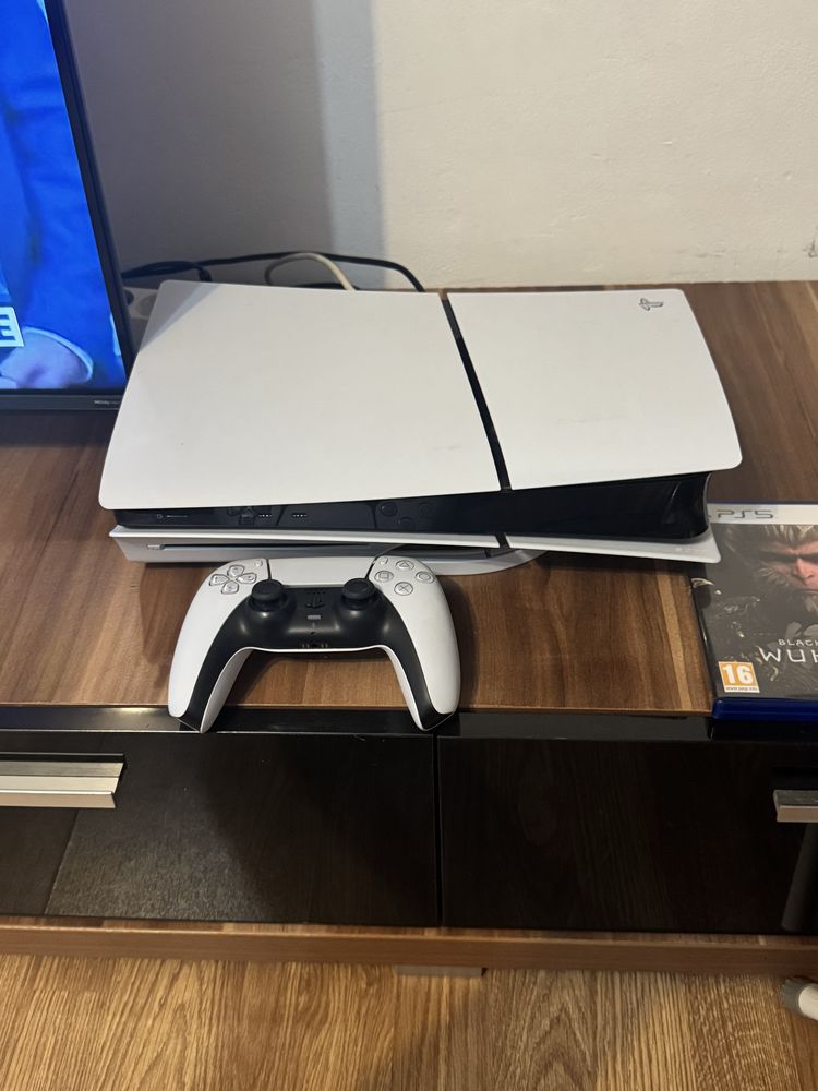 Vand PS5 slim cu Black Myth Wukong