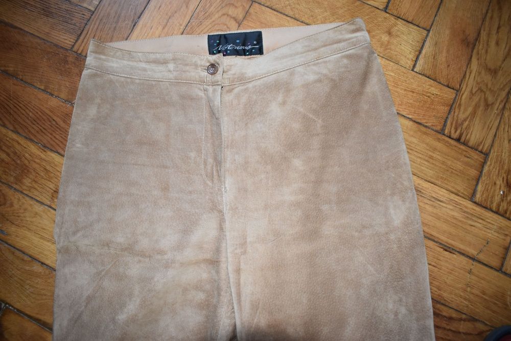 Pantaloni dama din piele intoarsa