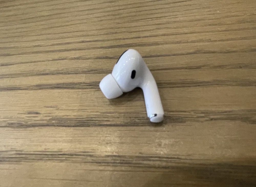 AirPods Pro Правый Оргинал наушник Состояния отличном