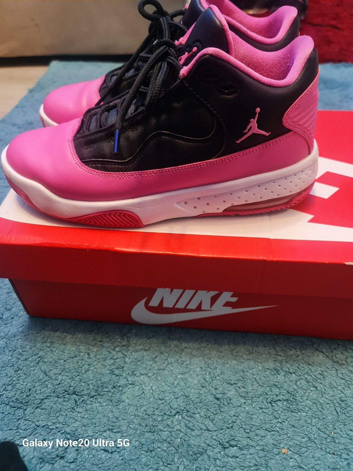 Jordan Max Aura 2 fete