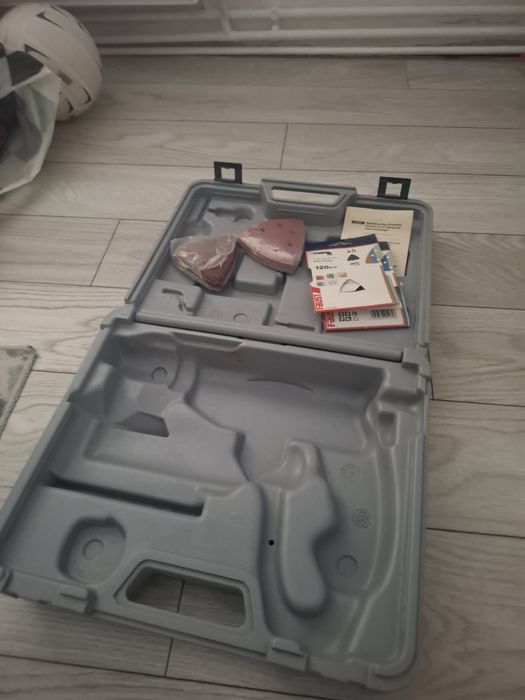 Vând mașină de slaifuit si taiat