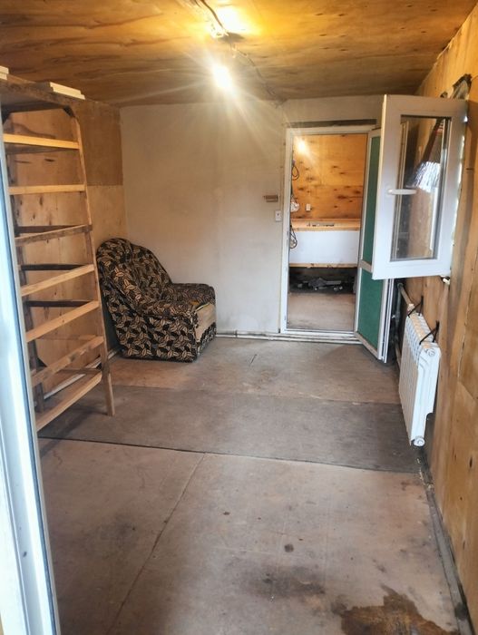 Продам вагончик обшитый