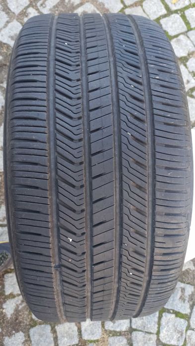 Продавам YOKOHAMA Geolandar X-CV G057   295/40 R21  DOT 3823