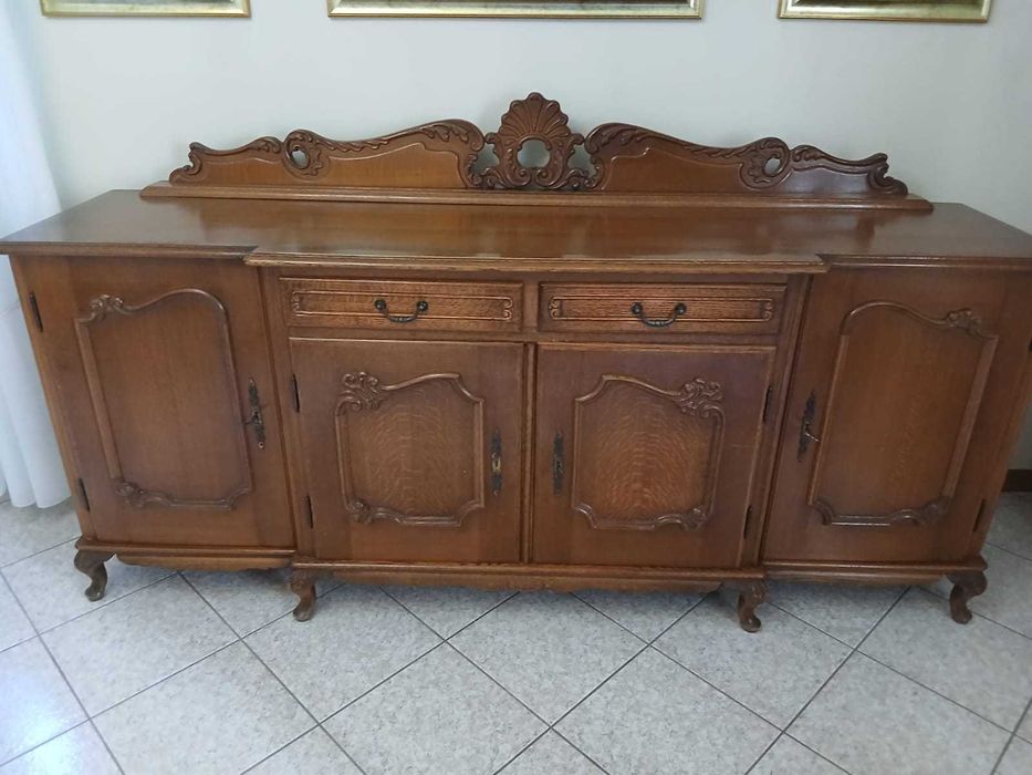 Servanta Rustica tip Chippandale