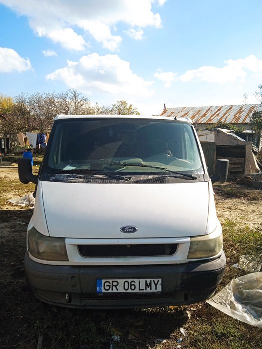 Vând Ford tranzit motor 2000 1650 €