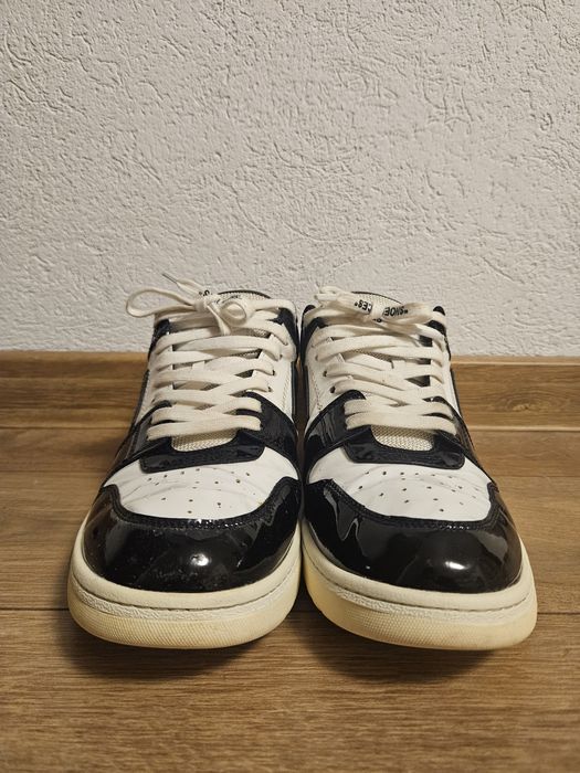 Off White Out Of Office