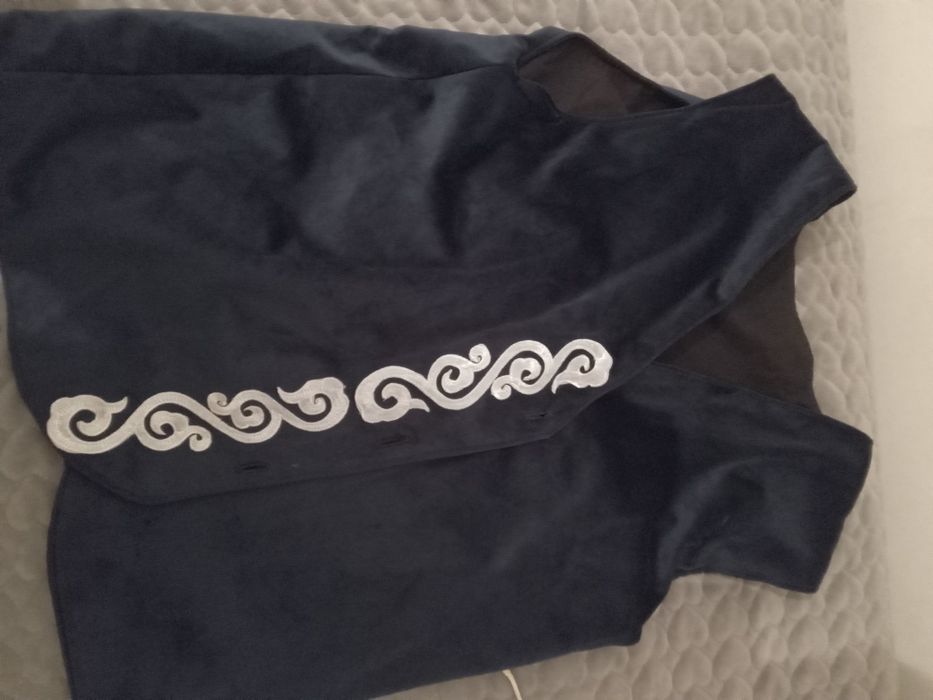 Жилет казахский  темно синий