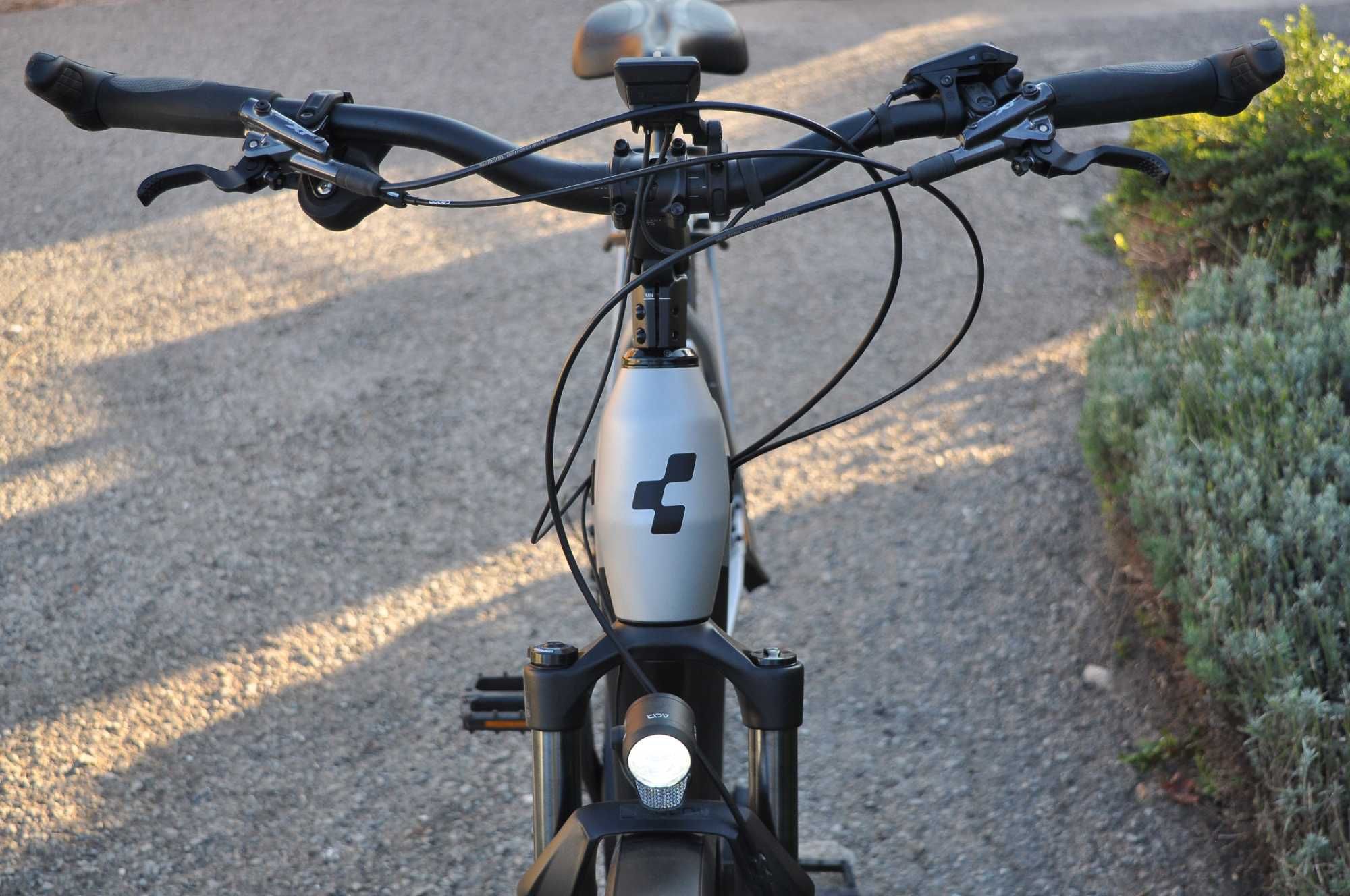 Cube Kathmandu SLX 750- 2024 г.-електрически велосипед