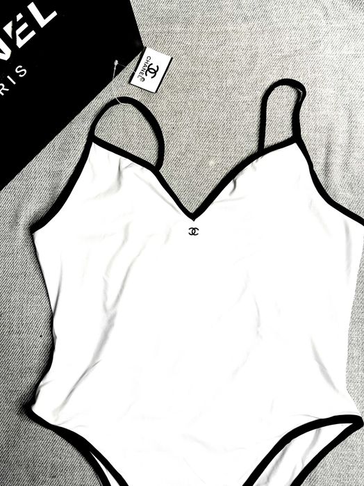 бяло боди шанел chanel цял може да се позлва за бански материя памук