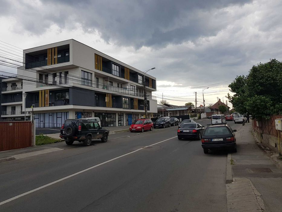 Inchiriem Girafa de slefuit tavane si pereti 1050W cu led