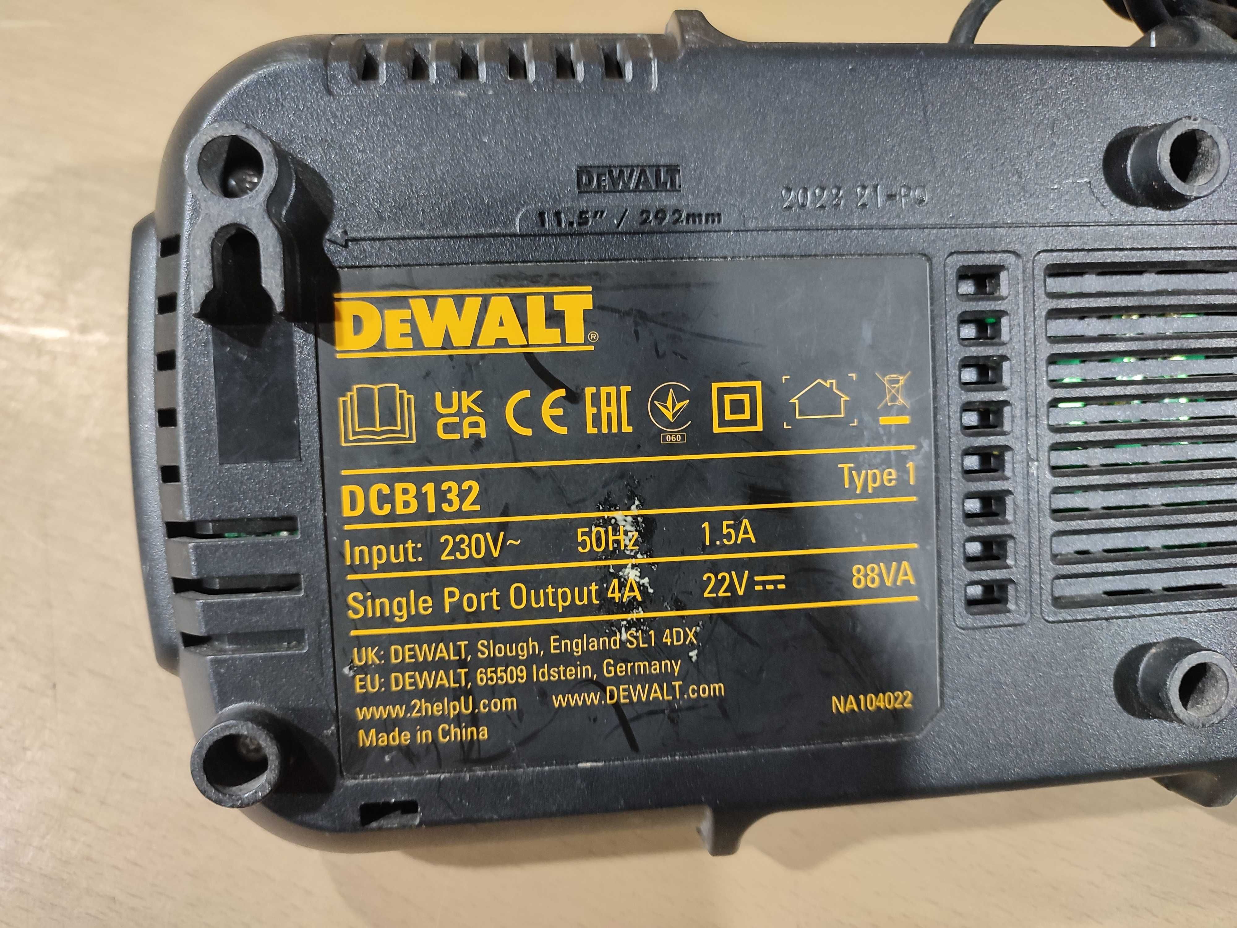 DeWalt DCB132 charger incarcator defect