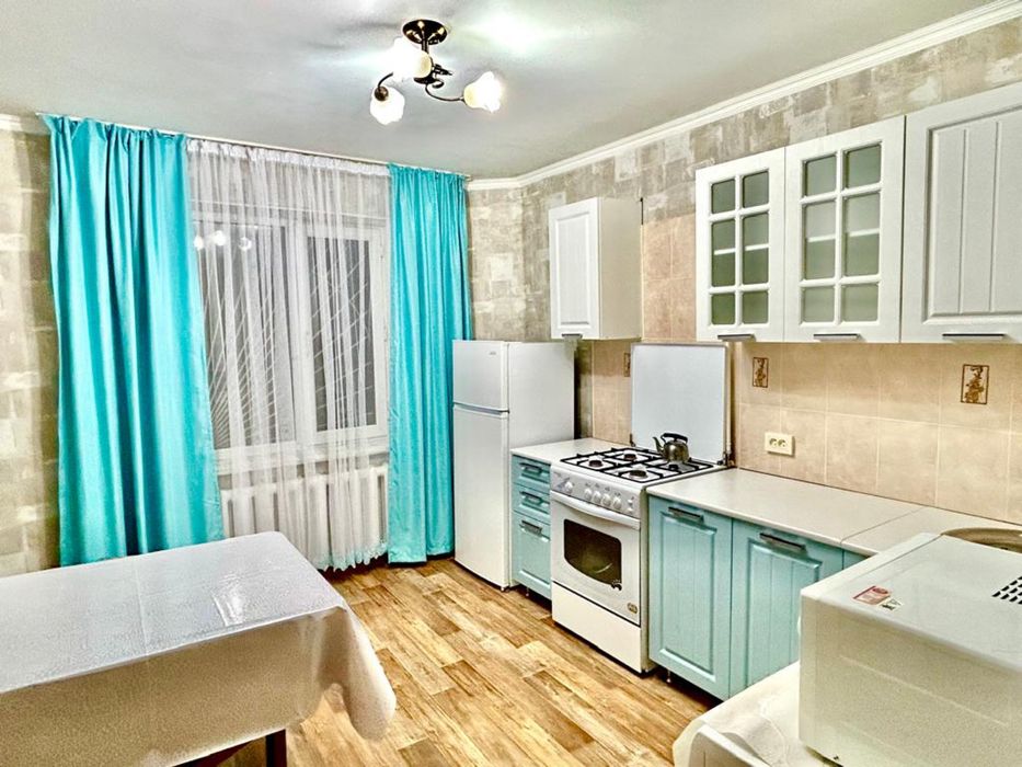 Сдам 1 ком квартиру по суточно по часам и на ночь в центре города