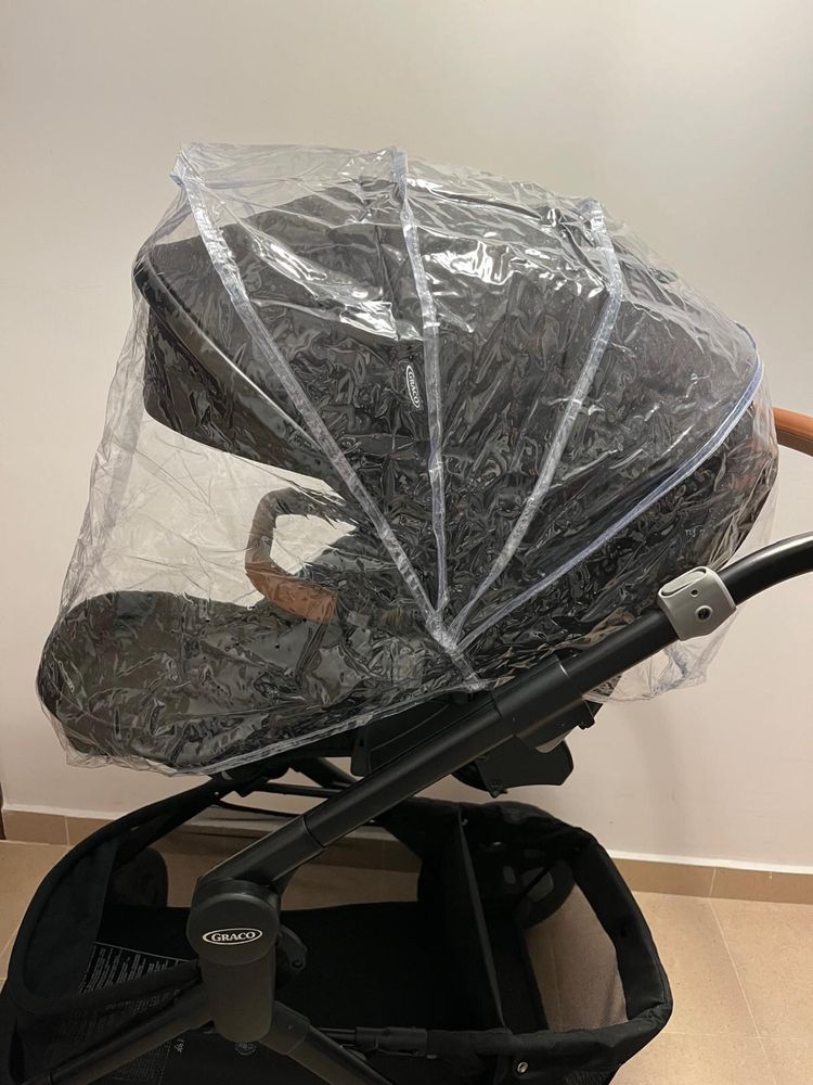 Cărucior Graco Near2Me Elite Noir+Scoica Graco SnugEssentials, i-Size