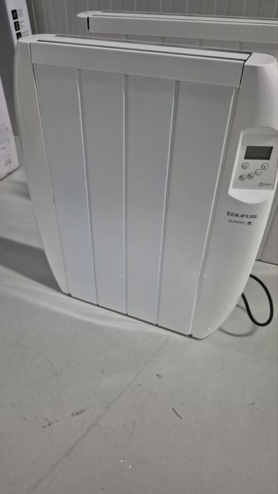 Чисто нов конвектор Taurus  Malbork connect 600