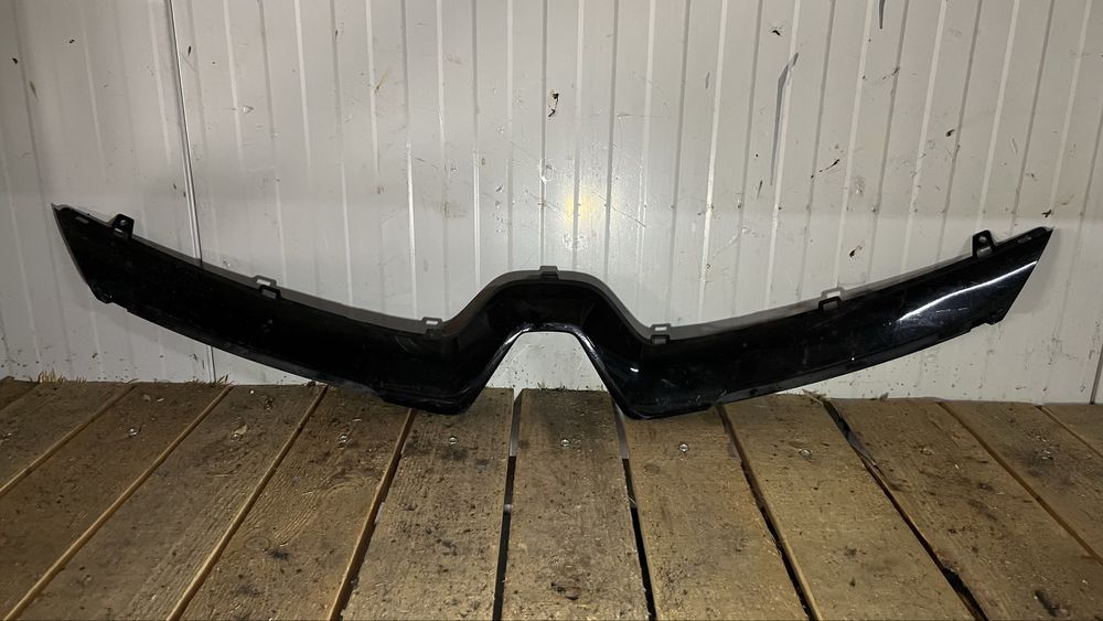 Предна лайстна Renault Clio 4