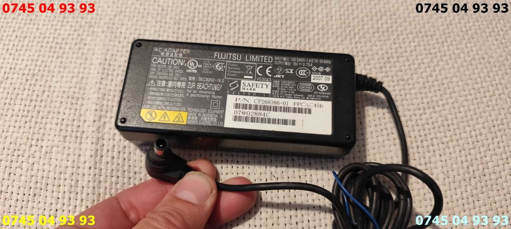 alimentator incarcator fujitsu 16v 3.75A mufa cu pin cu proba