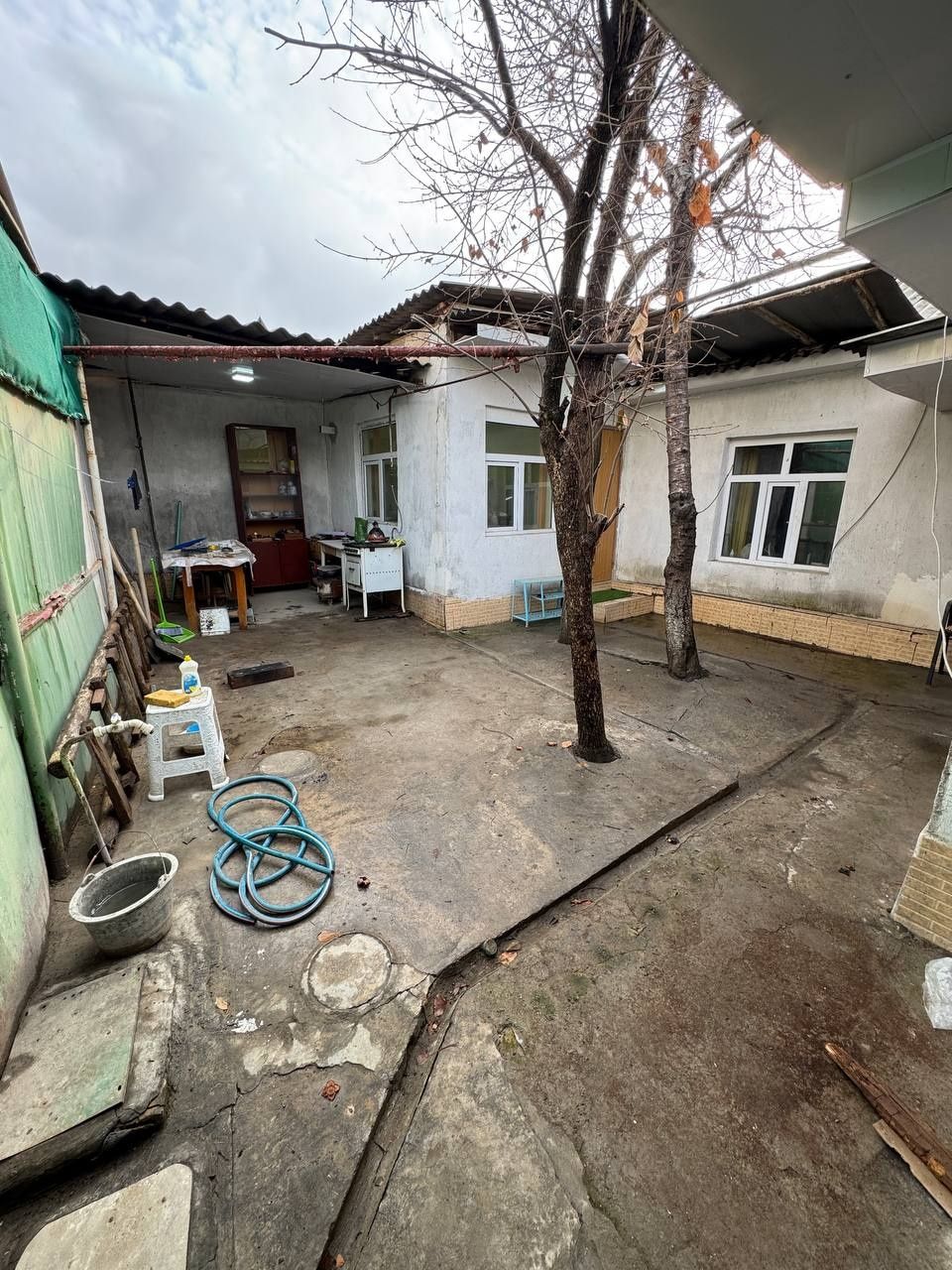 Дом продаётся Паркентский Базар Ор-р Жигули Бар  1-Соток 3-Комнат