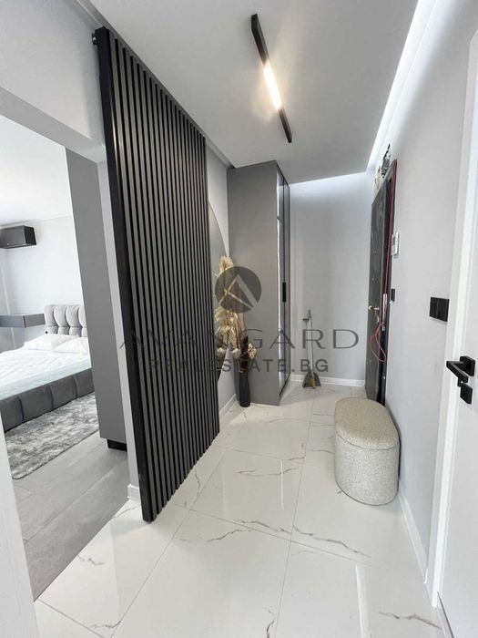 Продава се Двустаен апартамент в Пловдив, Остромила - 80 кв.м за 2059 €/кв.м - Снимка #6