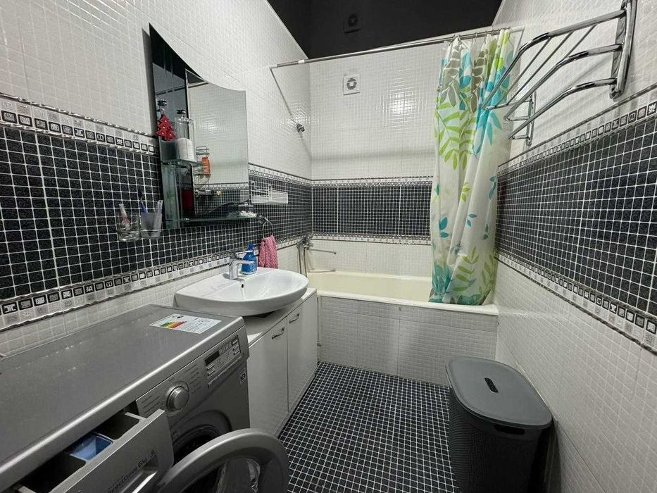 3-х комнатная по улице Кунаева с авторским ремонтом 75м2 ID: 3604