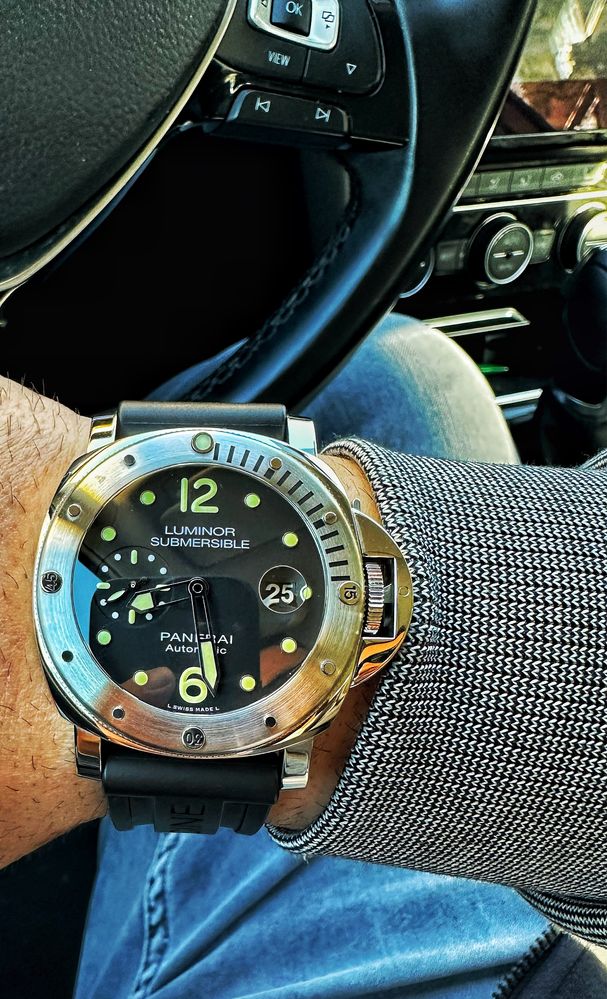 Panerai Luminor Submersible PAM01024