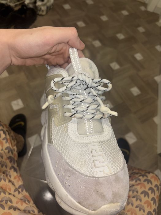 versace chain reaction