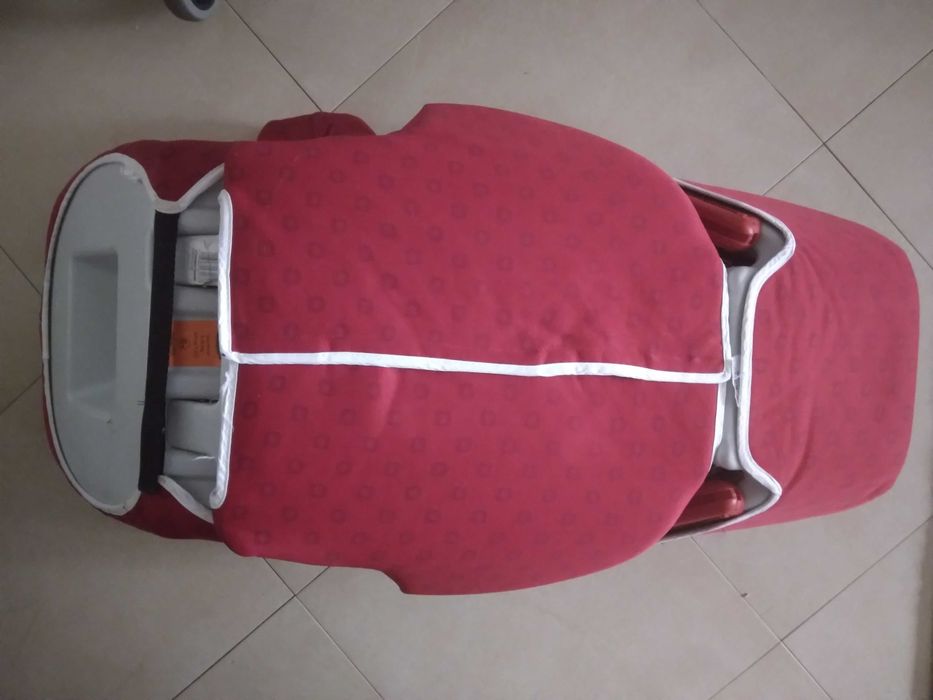 Scaun auto Chicco Max pentru copii 9-36 kg Grupa 1 - 2 - 3, stare buna