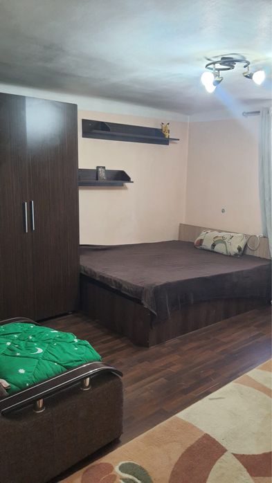 Chirie la casa in Gradiste